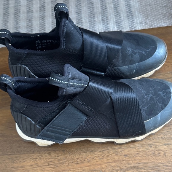 Sorel Kinetic Sneakers - Picture 5 of 5